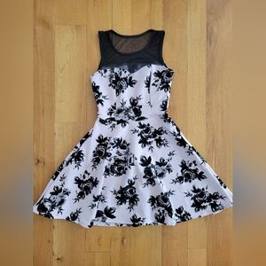 Size xs dress
